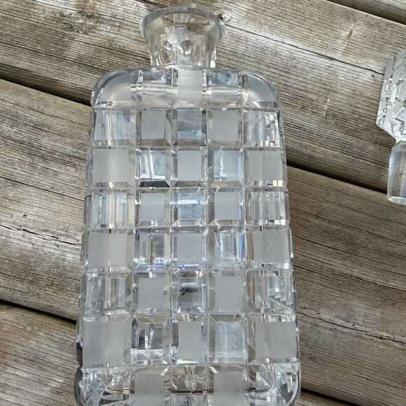 Vintage  Crystal Glass Decanter, square stop, heavy 4,5lbt - Picture 7 of 13